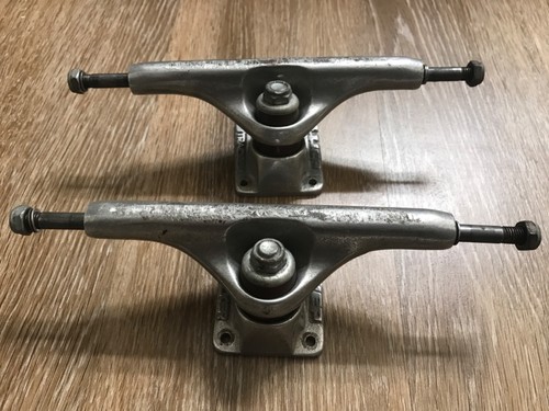 Vintage 1990 tracker - vintage, dart