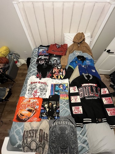 500 piece vintage clothing - 500+,