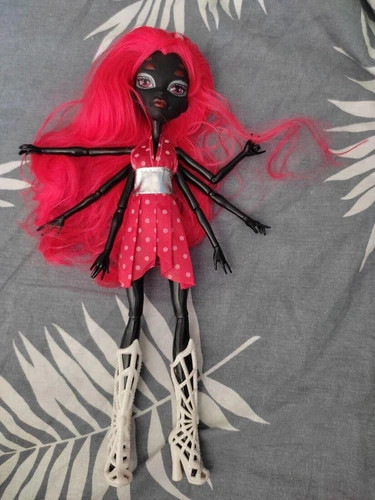 Black wydowna spider doll - black,