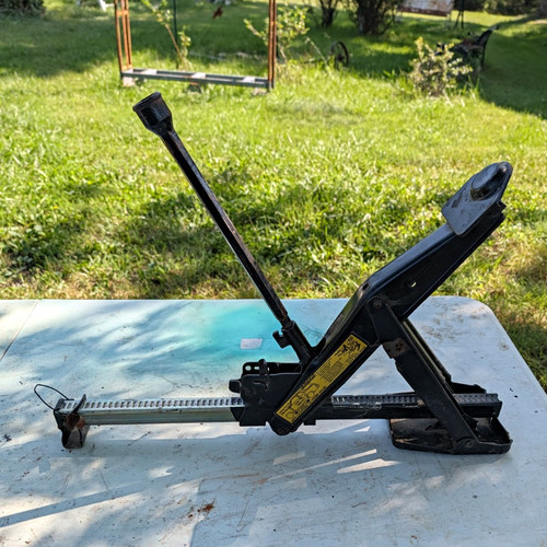 Vintage car jack - car, ratcheting