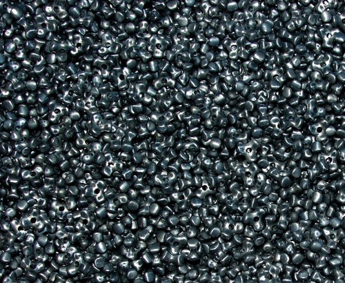 Black pearl 11mm tri beads - pearl,