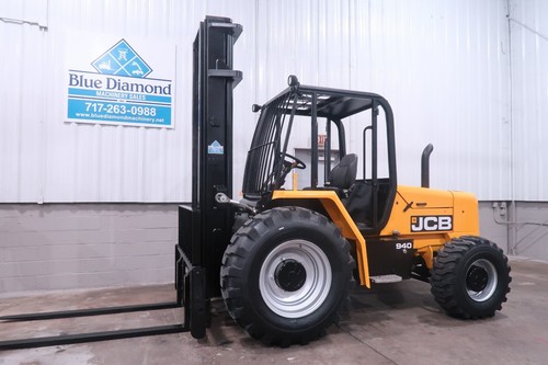 2015 jcb 940 - 8,000#, rough