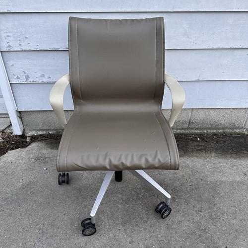 Herman miller setu - setu, tan