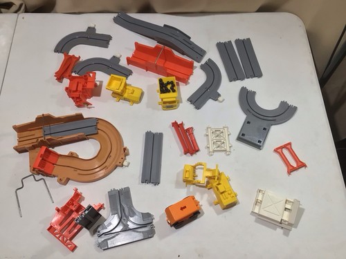 Vintage 1977 tomy big loader - vintage,