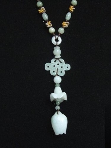 Delicate beaded chain jadeite - beaded,