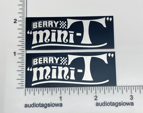 Berry mini dune buggy badge - berry,