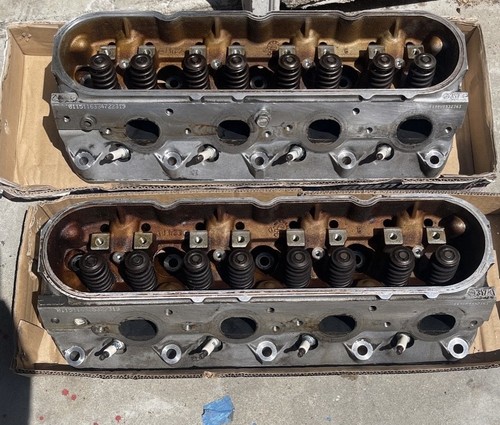 Cathedral port cylinder - port,