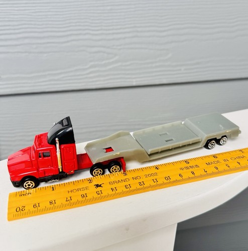 Zee toys red semi - red,