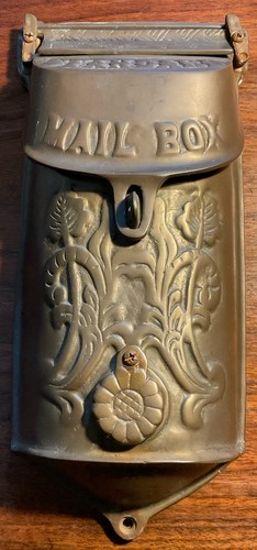 Vintage solid brass - ⭐️,