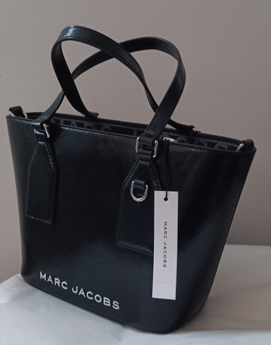 Nwt new authentic - nwt,