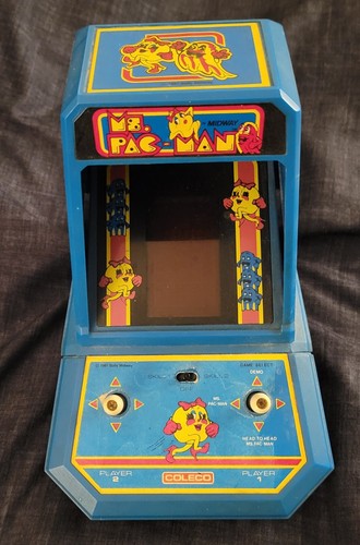 1981 pacman table top - pacman,