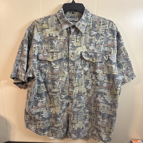 Oilfield camo button down