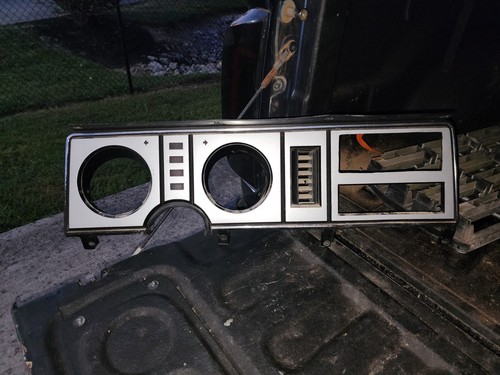 Ford bronco dash cover oem - ford,