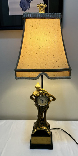 Dale tiffany signiture - tiffany, art