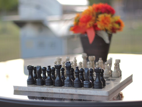 Marble chess set with gift - with,