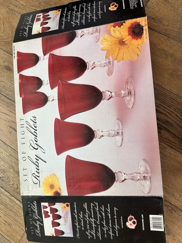 Set red stemmed decorated - set,