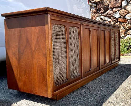 Iconic mid century - century, modern