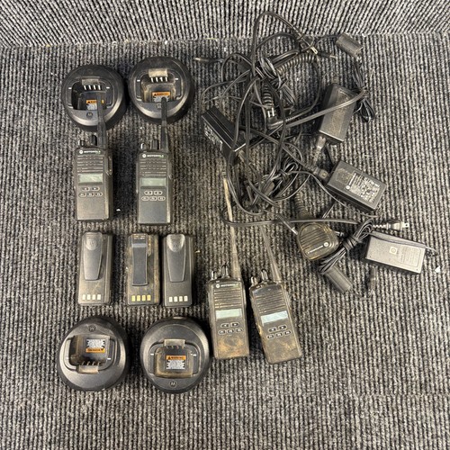Motorola cp185 two - two, way