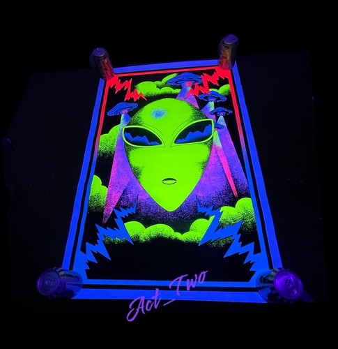 Vintage 1996 alien attack - 1996,
