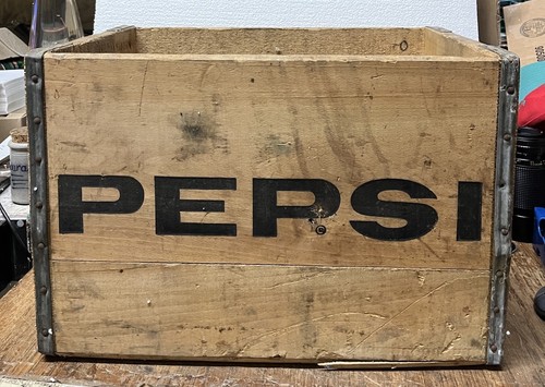 Vintage wooden pepsi crate - wooden,