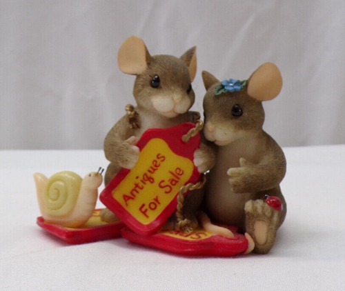 Charming tails love - tails, is