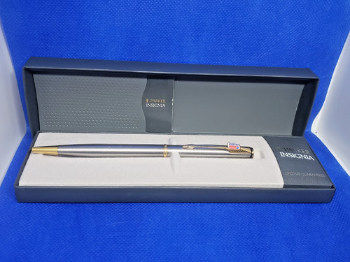 Vintage parker insignia - vintage, twist