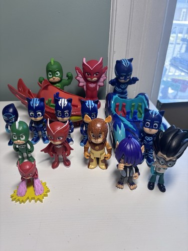 Masks toy figures - pj,