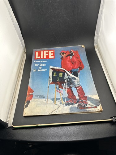 Life magazine april 1965 - magazine, 9,