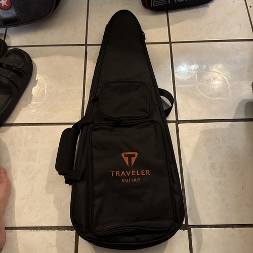 Traveler guitar deluxe - traveler,