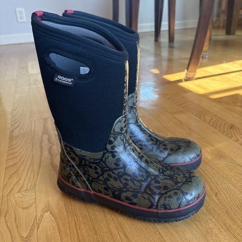 Bogs snow boots classic - classic, skulls