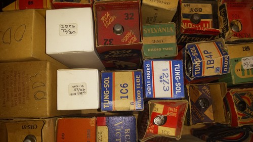 Lot antique radio - of, 45+