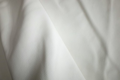 Whole cowhide white - whole,