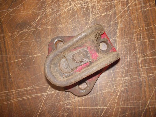 International 504 tractor - 504,