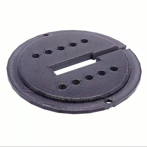 Bandsaw table insert plate for - table,