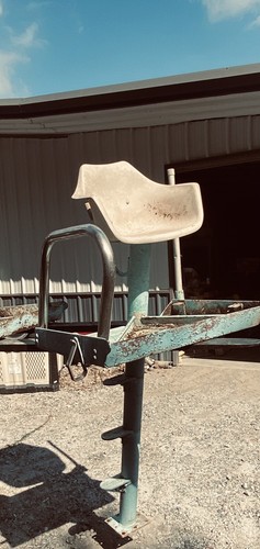Vintage 1950 paddock - vintage, 1950’s