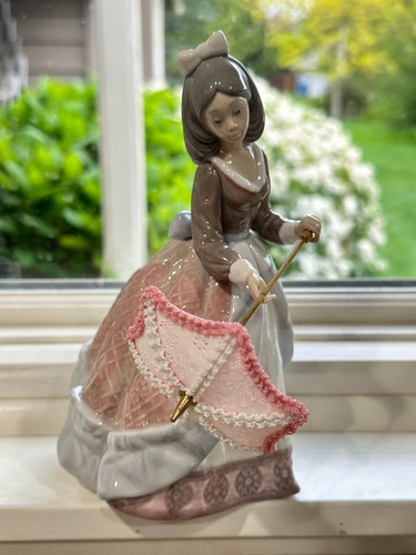 Retired lladro 5210 daisa 1983 - retired,