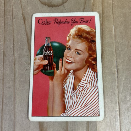 Vintage 1961 single playing - single,