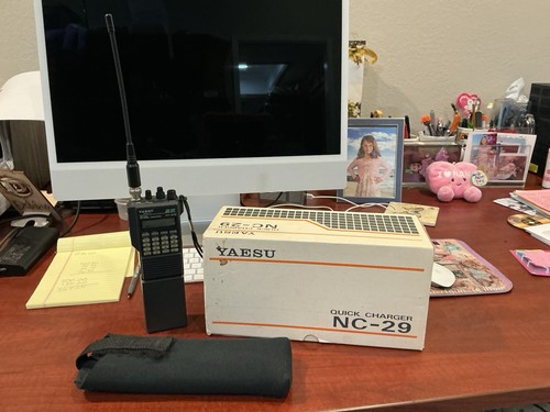 Yaesu 470 dual band - dual, ht