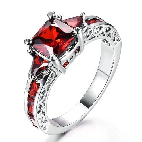 Princess cut garnet - cut, ruby