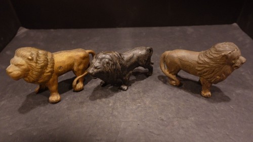 Antique cast iron lion - 3,
