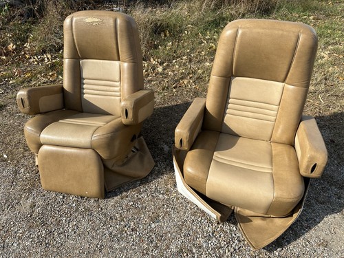 Villa captain chairs - captain's,