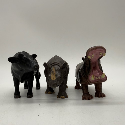 Terra battat animal - by,