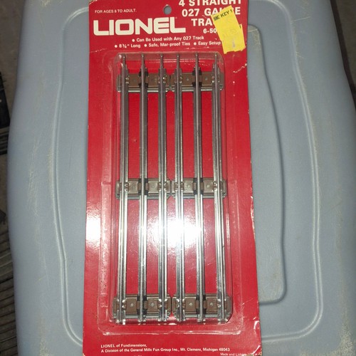 Lionel train straight - 4, 027