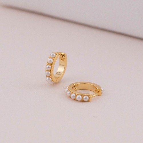 Tiny pearl huggie earrings - tiny,
