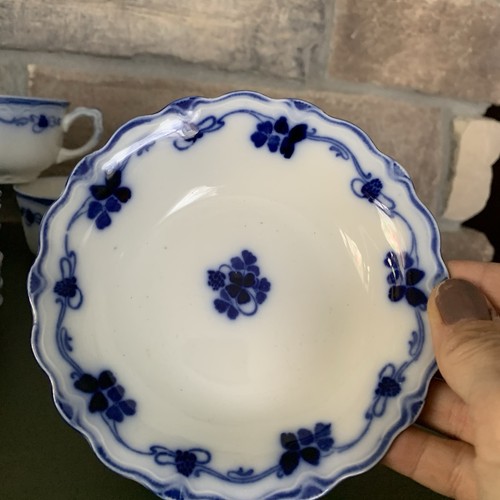 One antique flow blue clover - one,