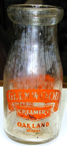 Vintage pint milk - 1/2,
