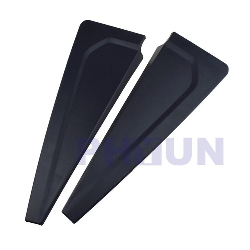 Exterior rear trim molding - 2x,