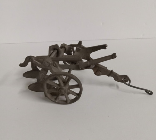 Arcade mccormick bottom plow - arcade,