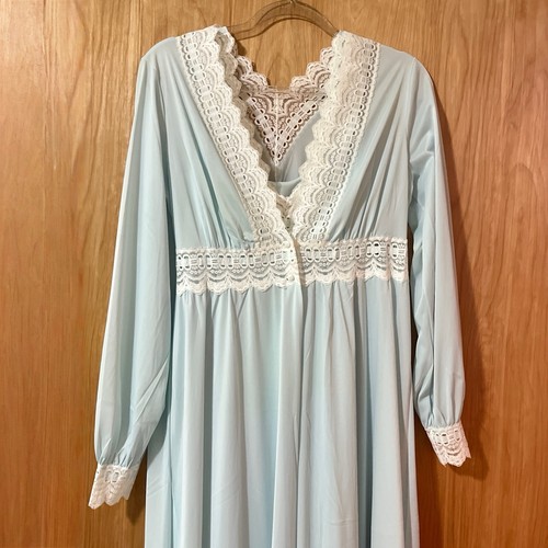 Vintage olga peignoir - olga,