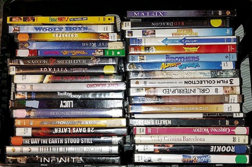Lot assorted movies dvd - 35,